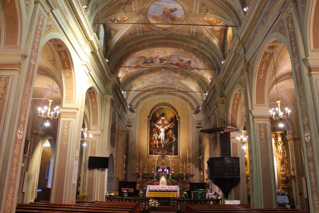 Navata principale Parrocchia CIsterna d'Asti Santi Gervasio e Protasio