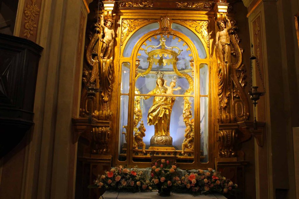 Interni Parrocchia Cisterna d'Asti Santi Gervasio e Protasio